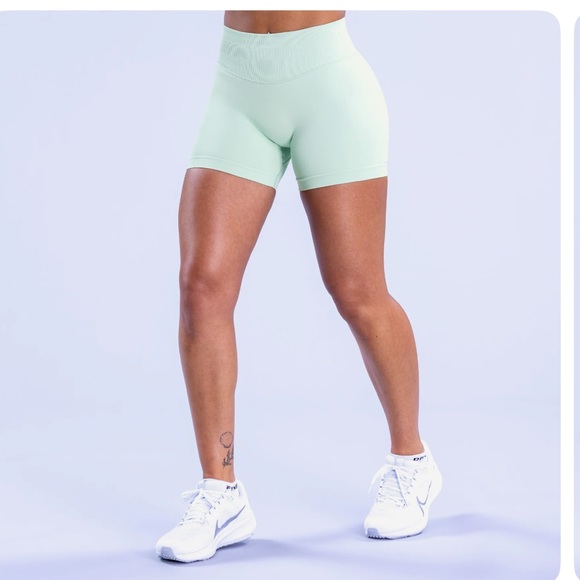 Dfyne Pants - Dfyne impact shorts 4.5 new mint color